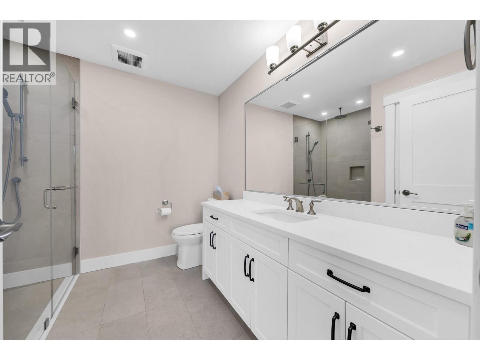 3431 SENKLER ROAD, Belcarra