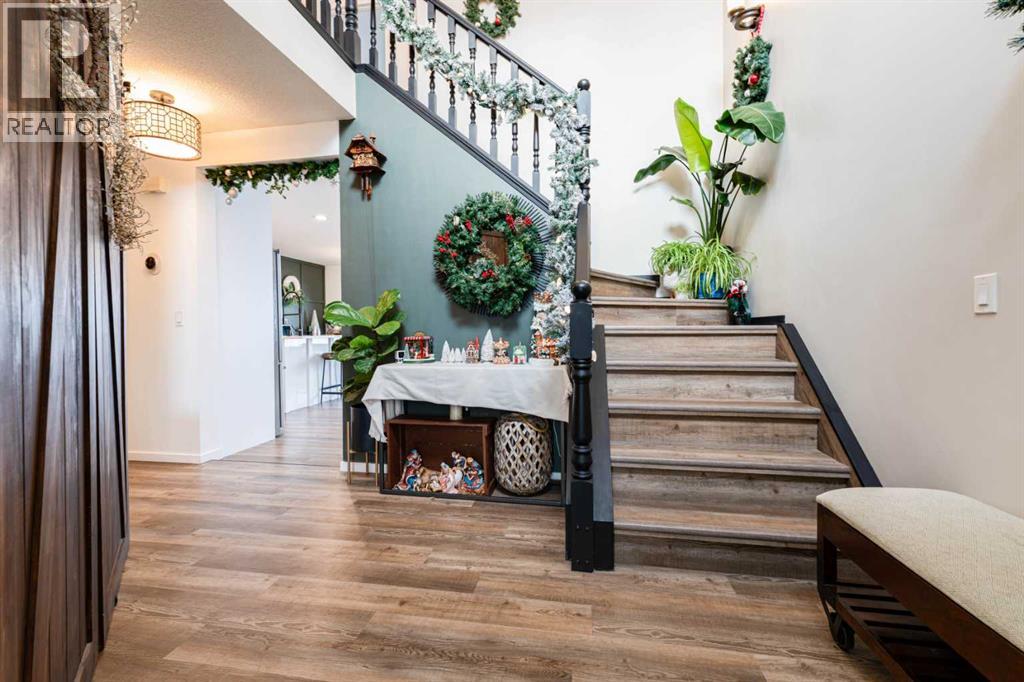 Single Family House for Sale in  Chaparral Ridge Circle SE Chaparral Calgary 