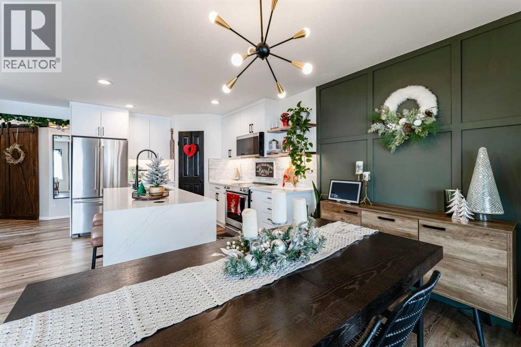 Single Family House for Sale in  Chaparral Ridge Circle SE Chaparral Calgary 