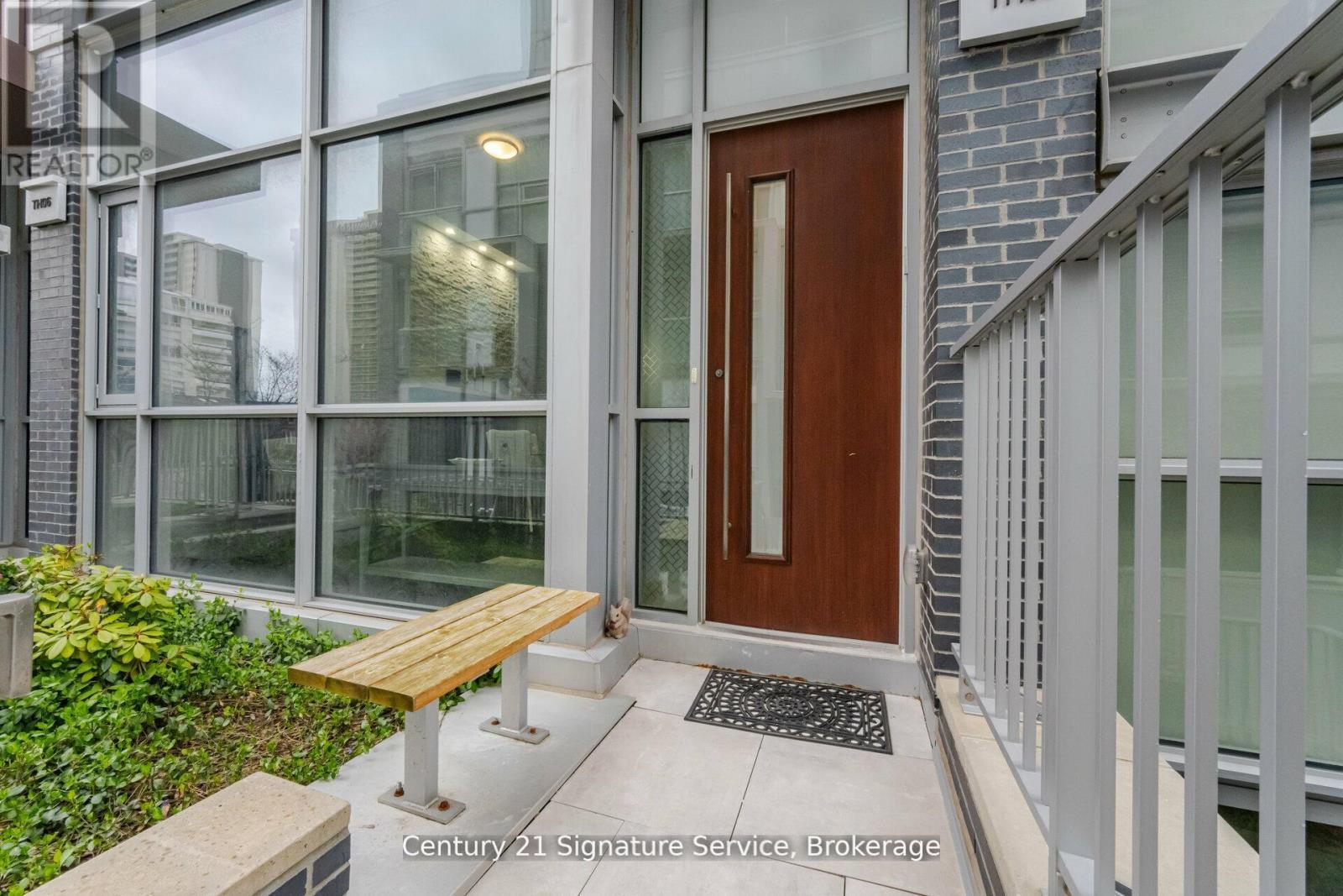 #TH05 101 ERSKINE AVENUE - 1