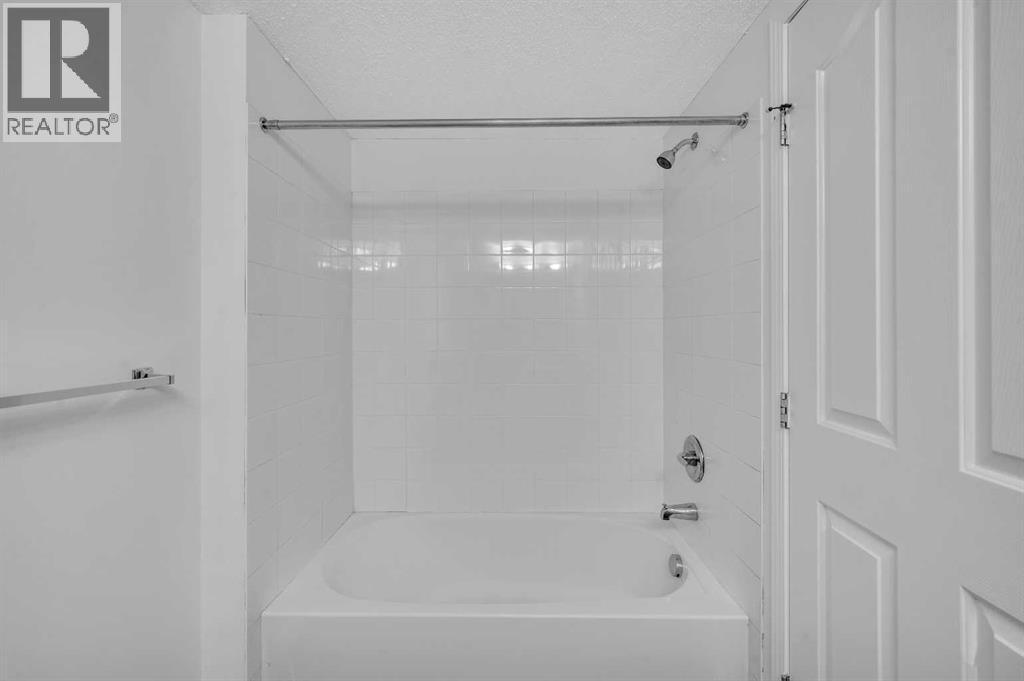 Single Family House for Sale in   Chaparral Ravine View SE Chaparral Calgary 