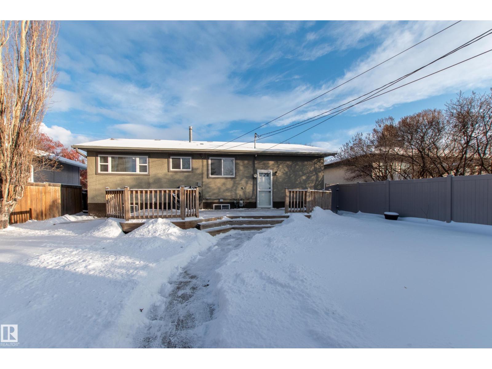 8916 148 ST NW, Edmonton