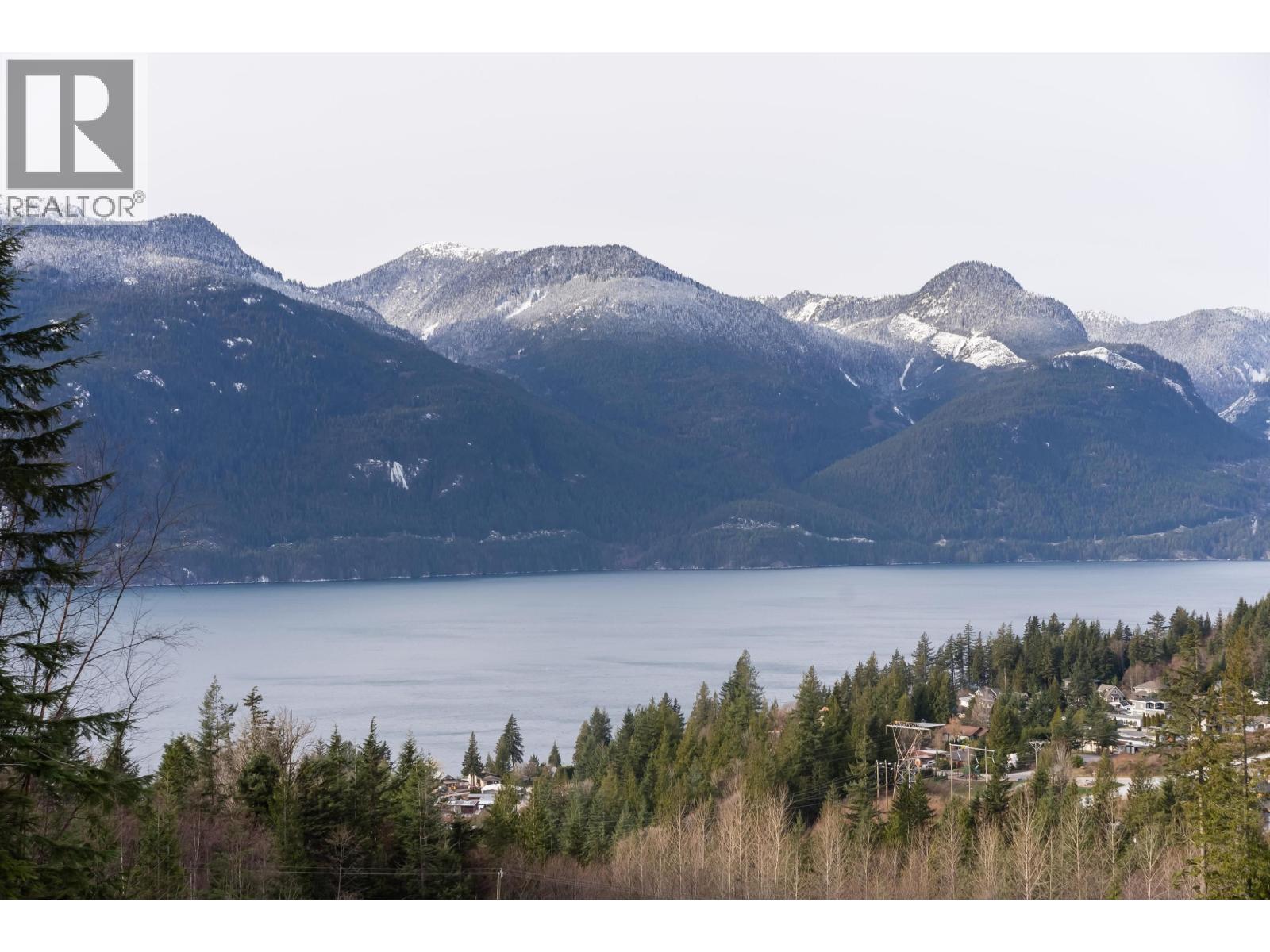 1121 COPPER DRIVE, Squamish