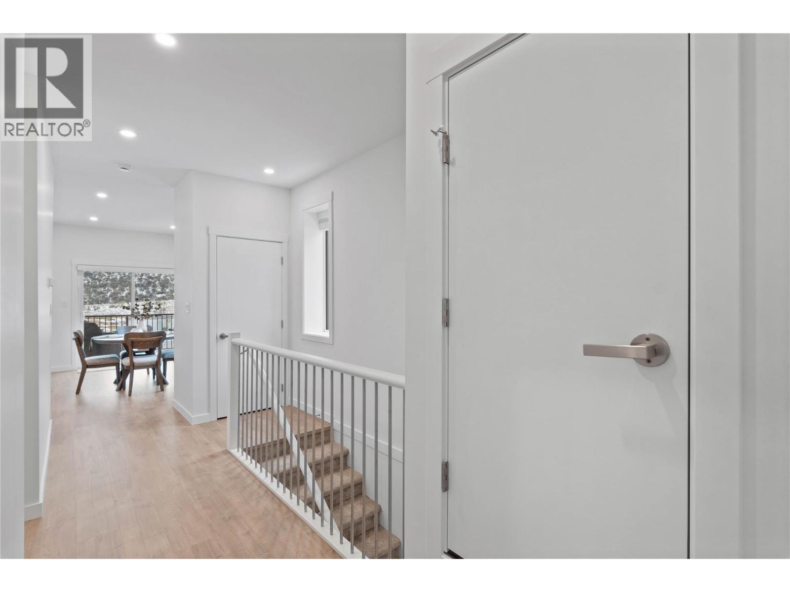 #134 3580 Valleyview Drive - 21