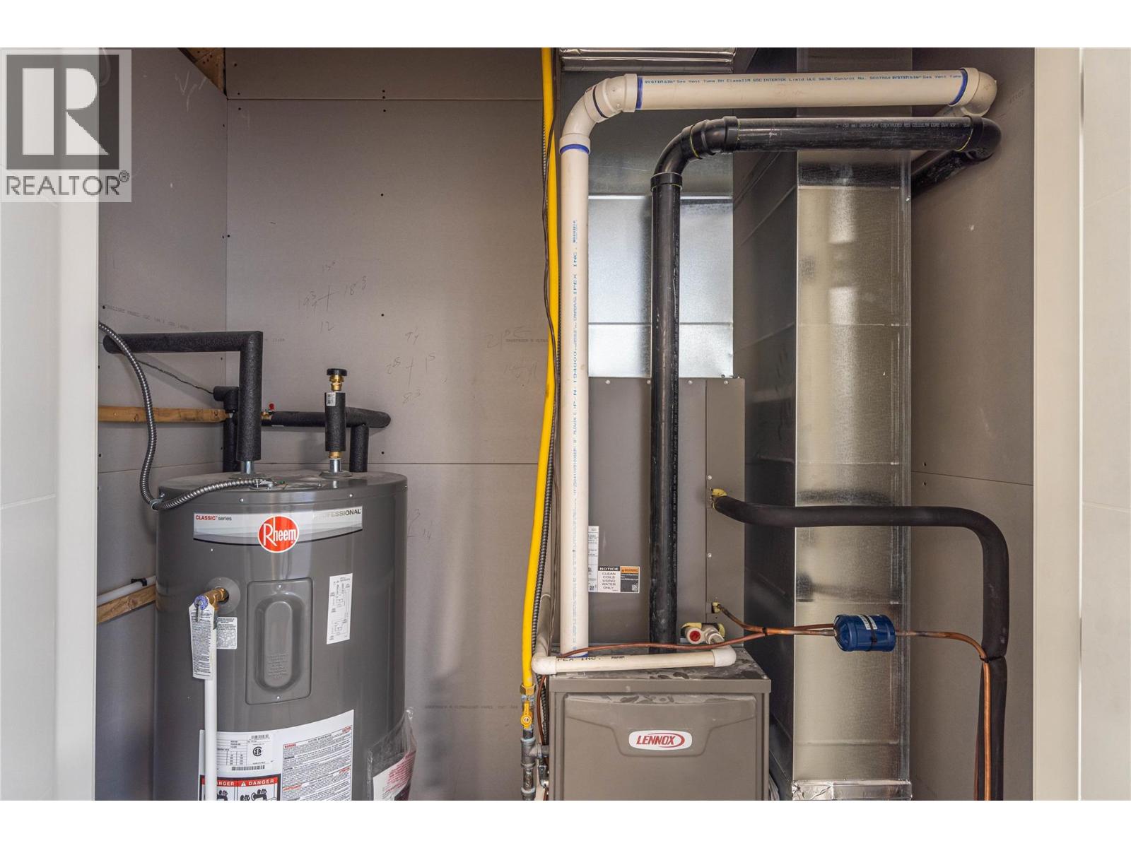 135 3580 Valleyview Drive, Kamloops