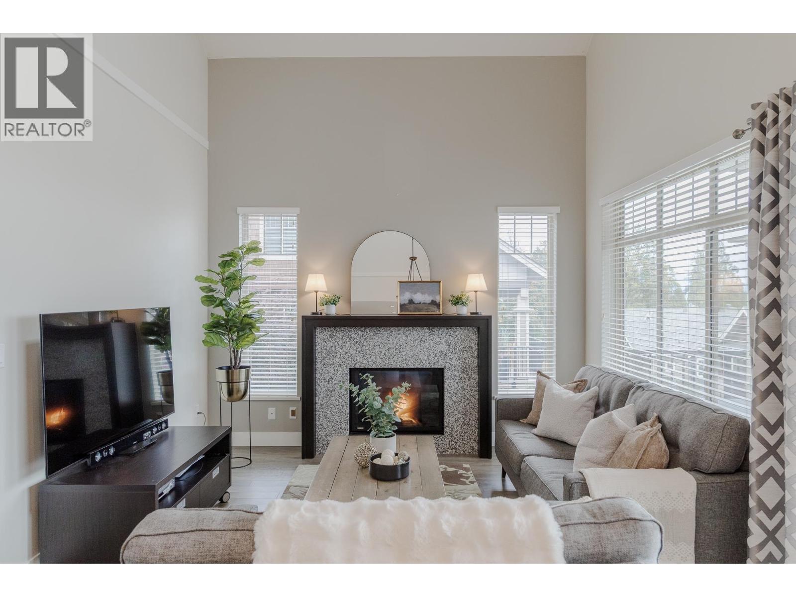 102 3458 BURKE VILLAGE PROMENADE, Coquitlam