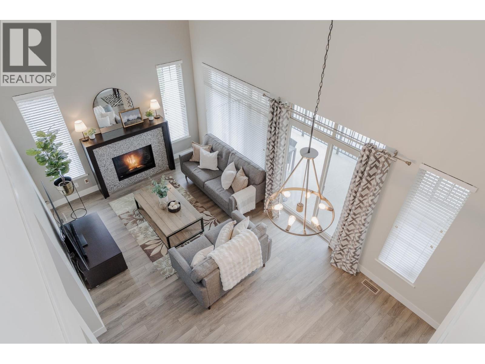 102 3458 BURKE VILLAGE PROMENADE, Coquitlam