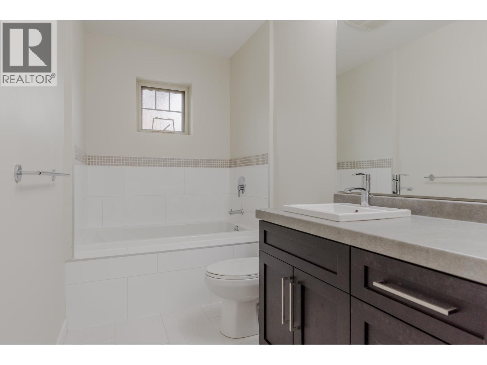 102 3458 BURKE VILLAGE PROMENADE, Coquitlam