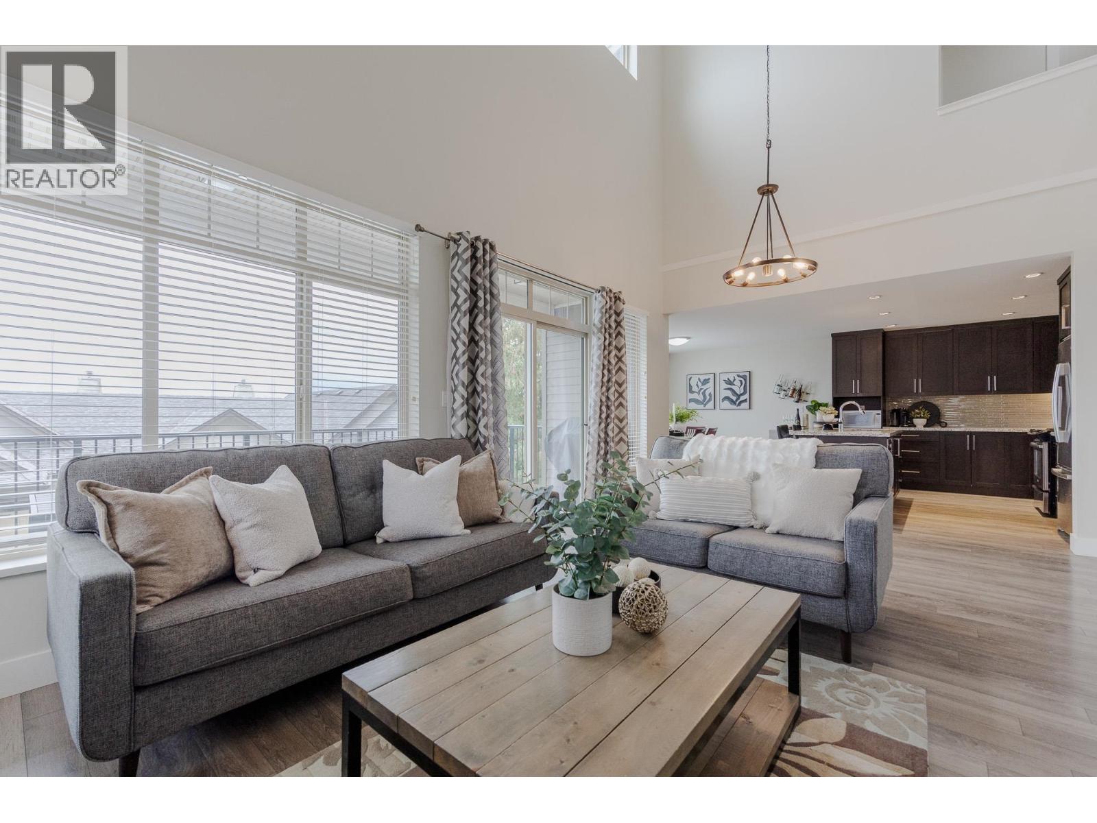 102 3458 BURKE VILLAGE PROMENADE, Coquitlam