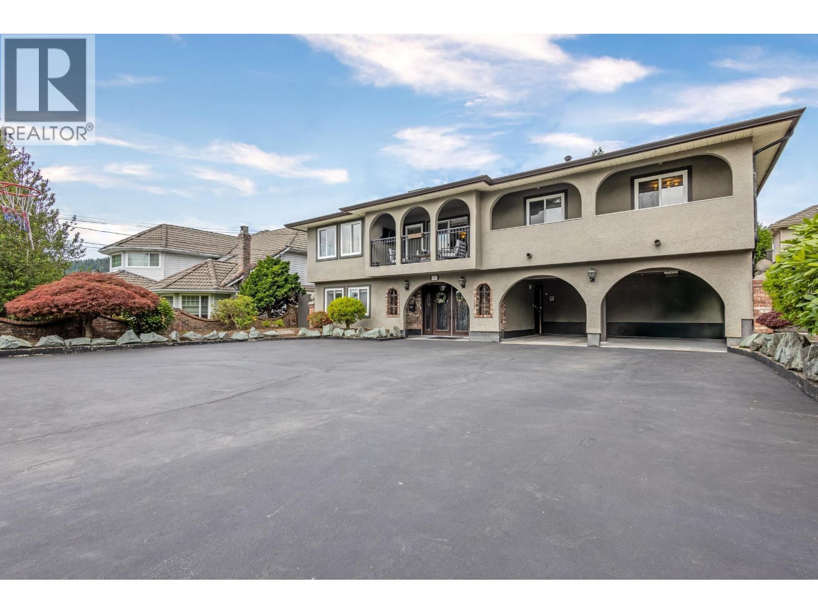 629 THOMPSON AVENUE, Coquitlam