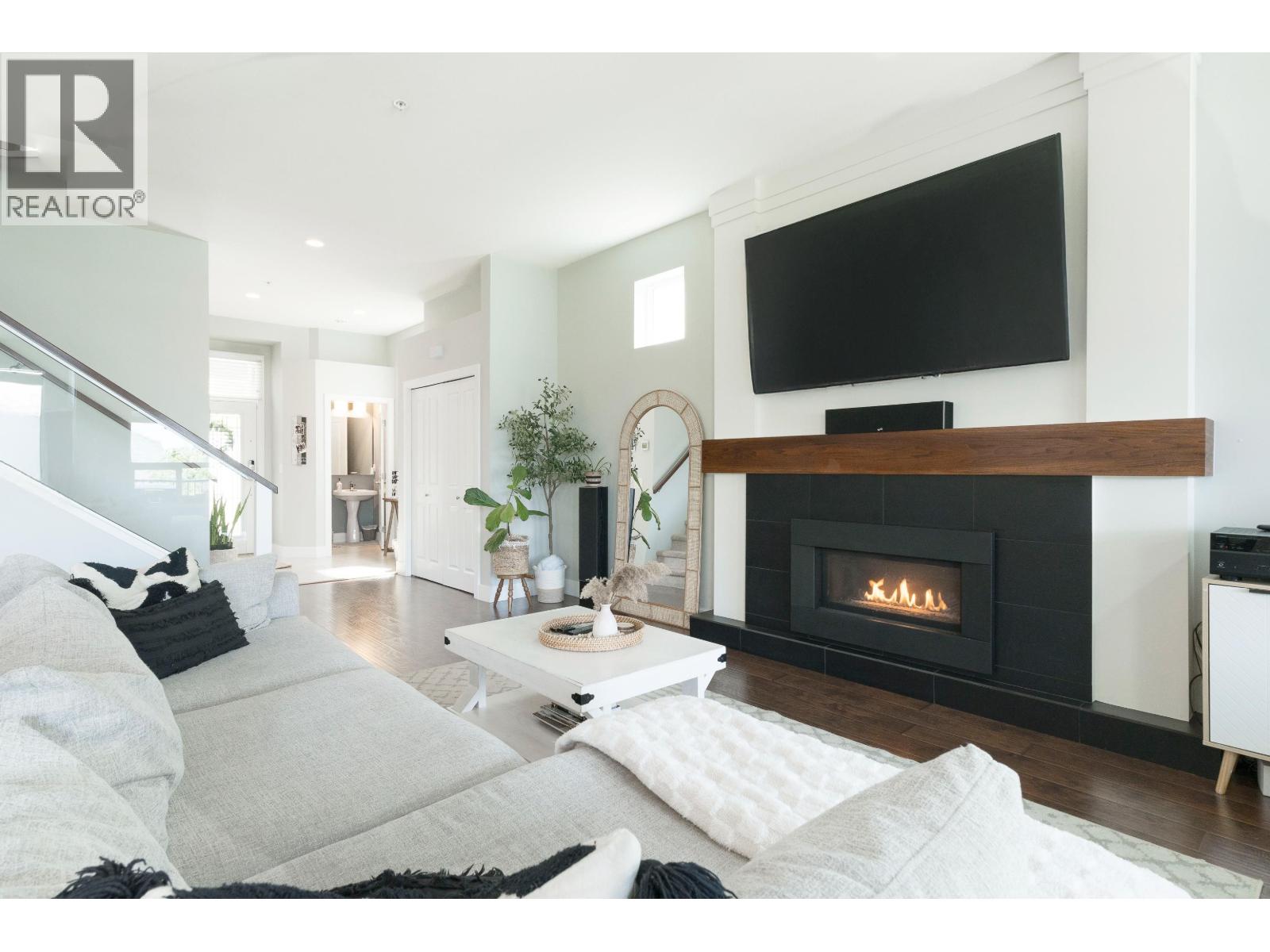 10469 MCEACHERN STREET, Maple Ridge