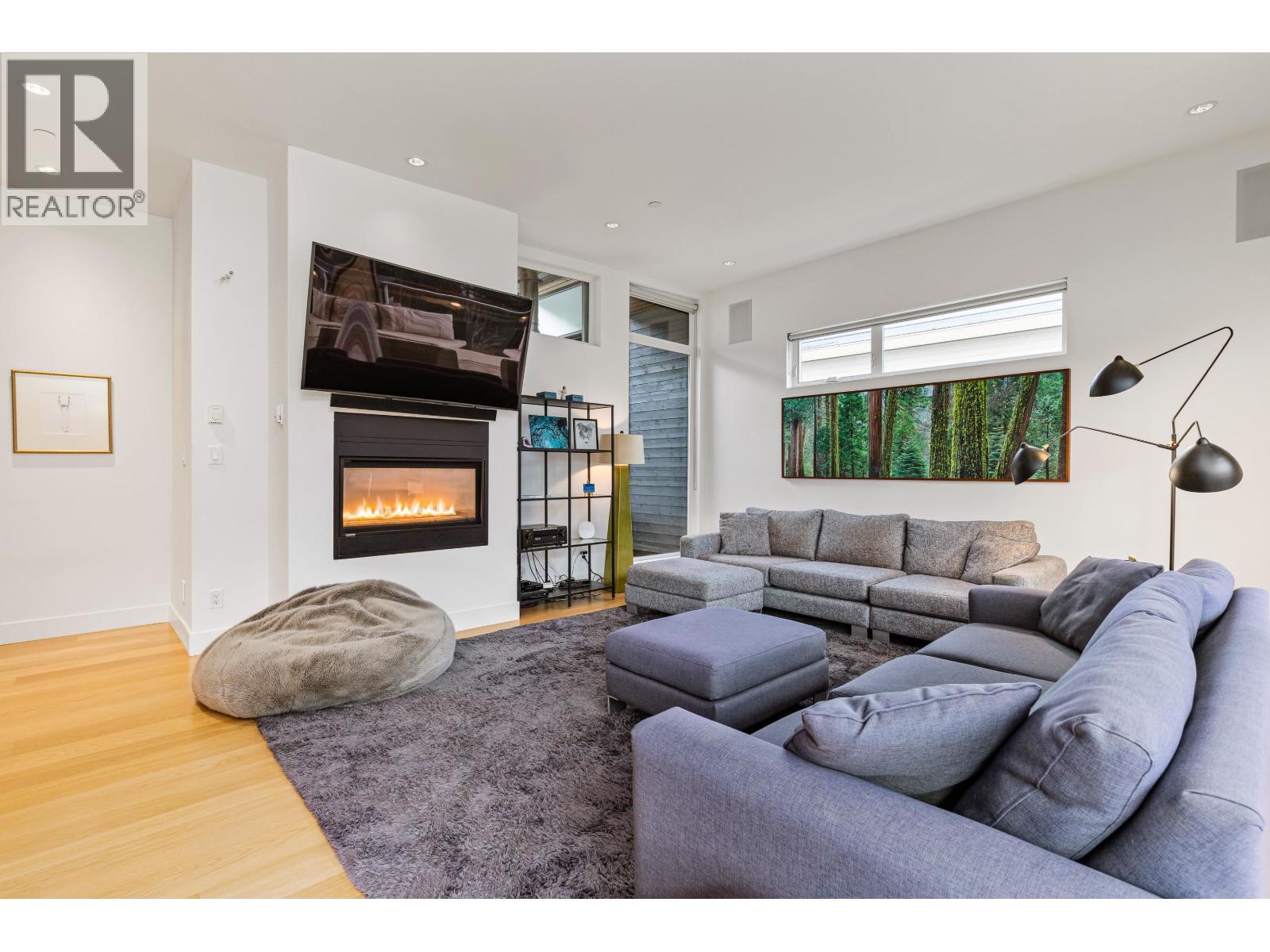 38555 SKY PILOT DRIVE, Squamish