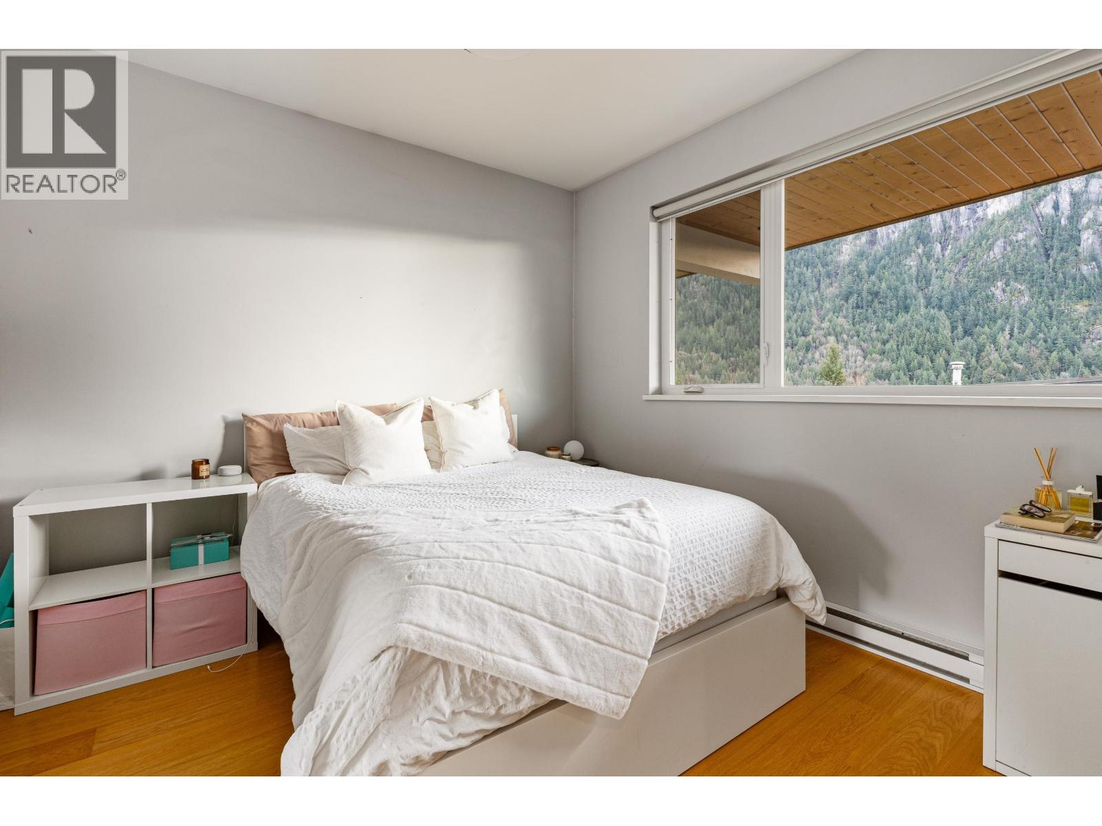 38555 SKY PILOT DRIVE, Squamish