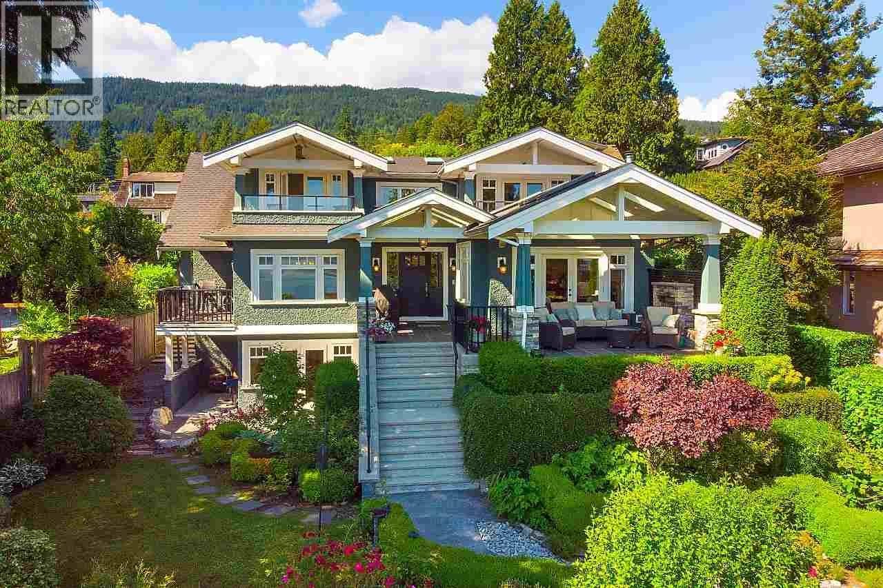 2623 LAWSON AVENUE, West Vancouver