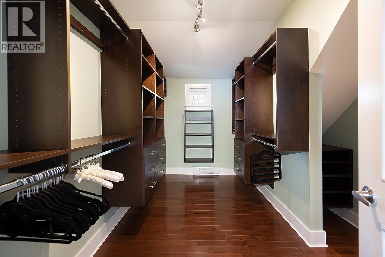 2623 LAWSON AVENUE, West Vancouver