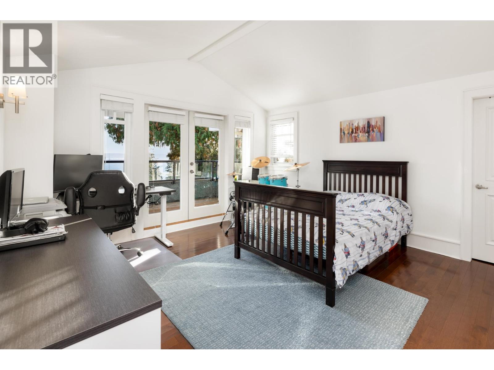 2623 LAWSON AVENUE, West Vancouver