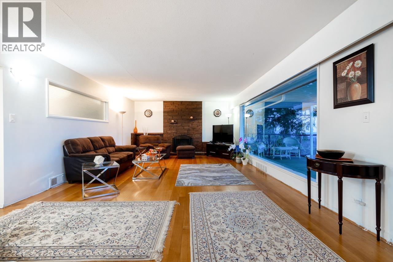 797 EYREMOUNT DRIVE, West Vancouver