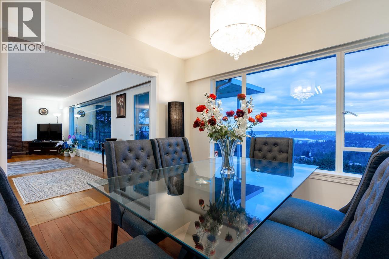 797 EYREMOUNT DRIVE, West Vancouver