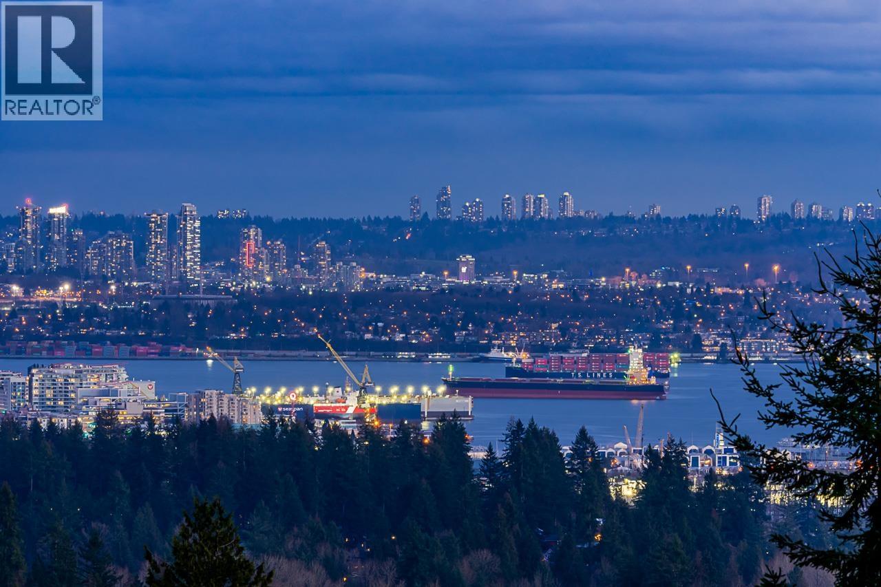 797 EYREMOUNT DRIVE, West Vancouver