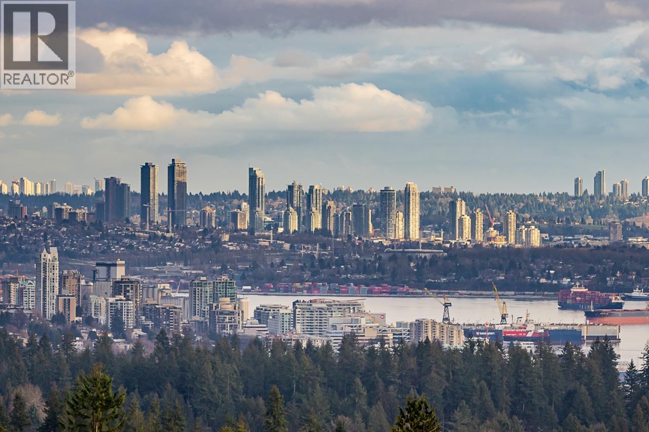 797 EYREMOUNT DRIVE, West Vancouver