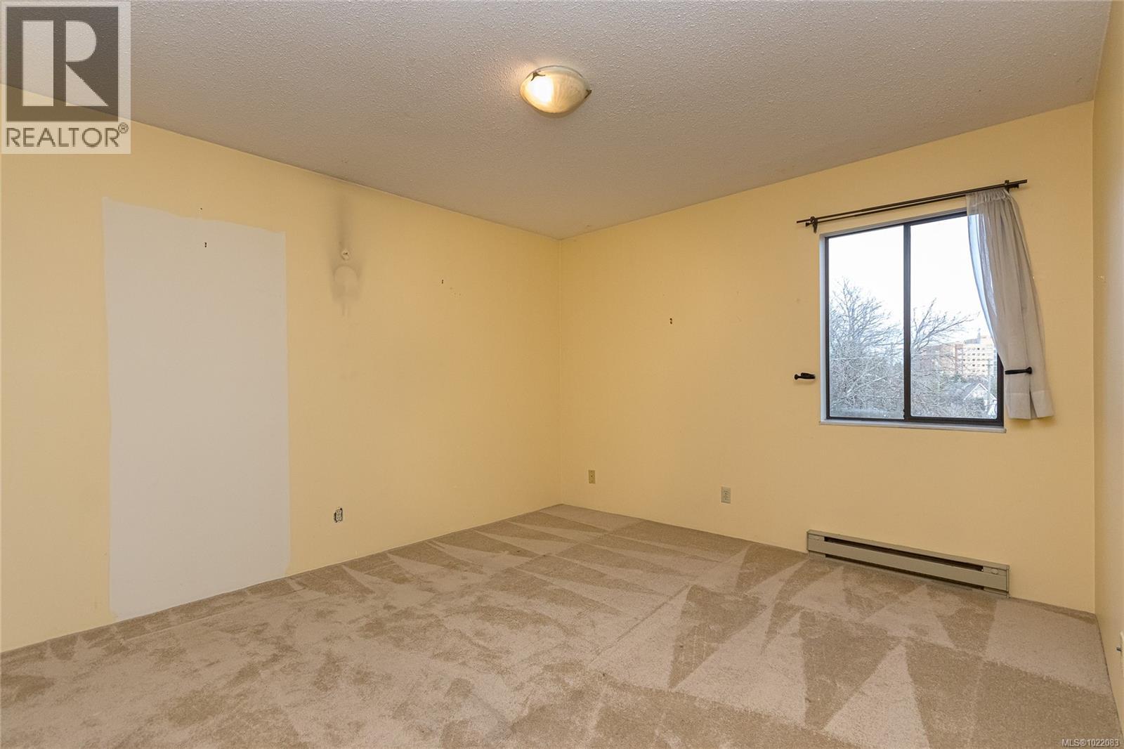 314 1655 Begbie St, Victoria