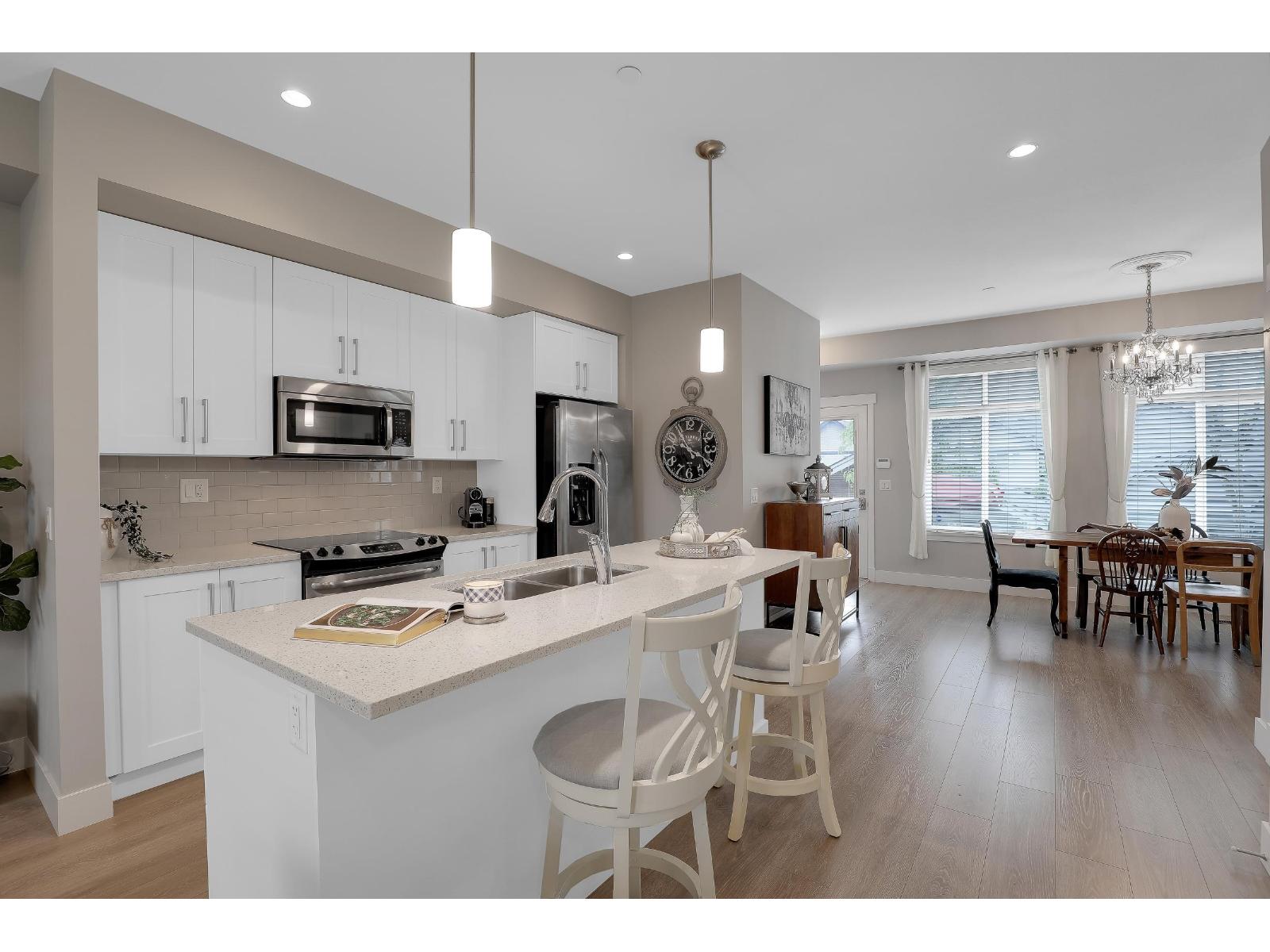 20377 82 AVENUE, Langley