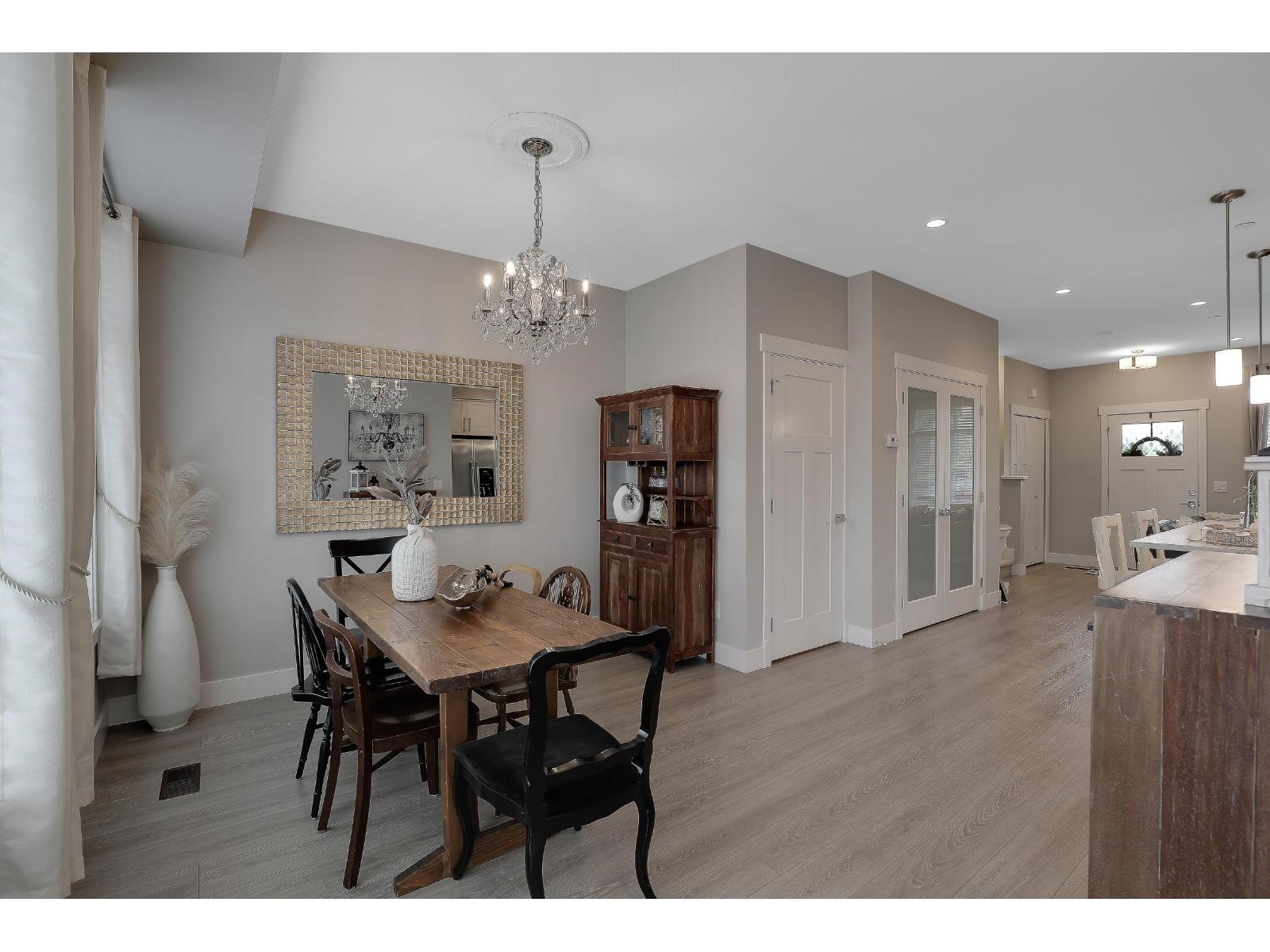 20377 82 AVENUE, Langley