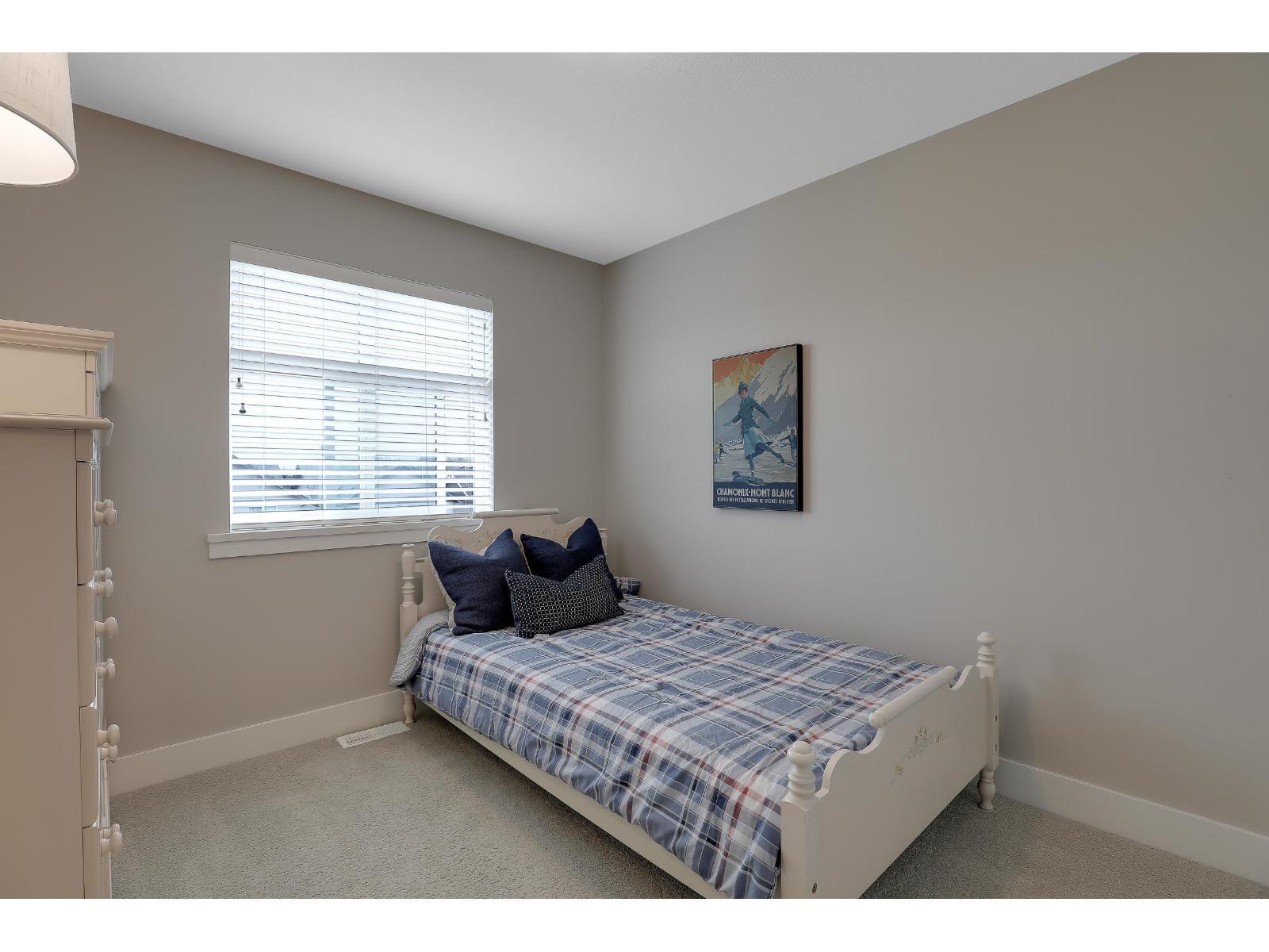 20377 82 AVENUE, Langley