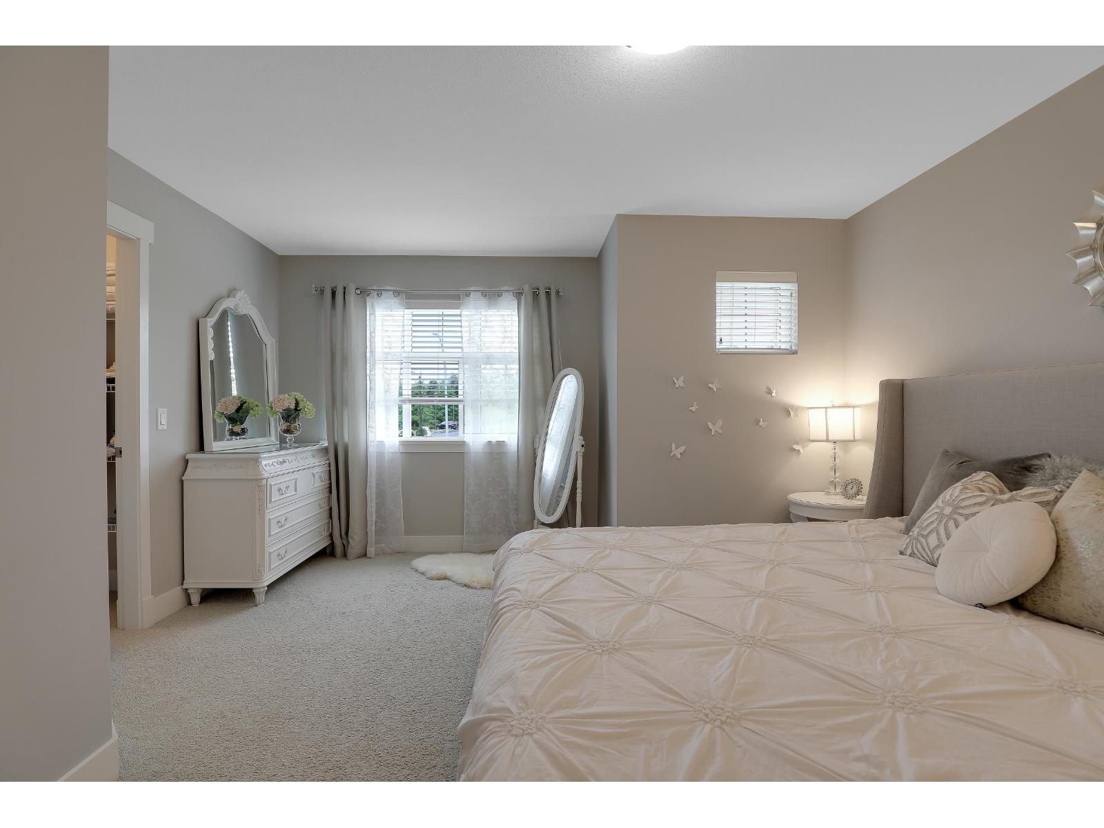 20377 82 AVENUE, Langley