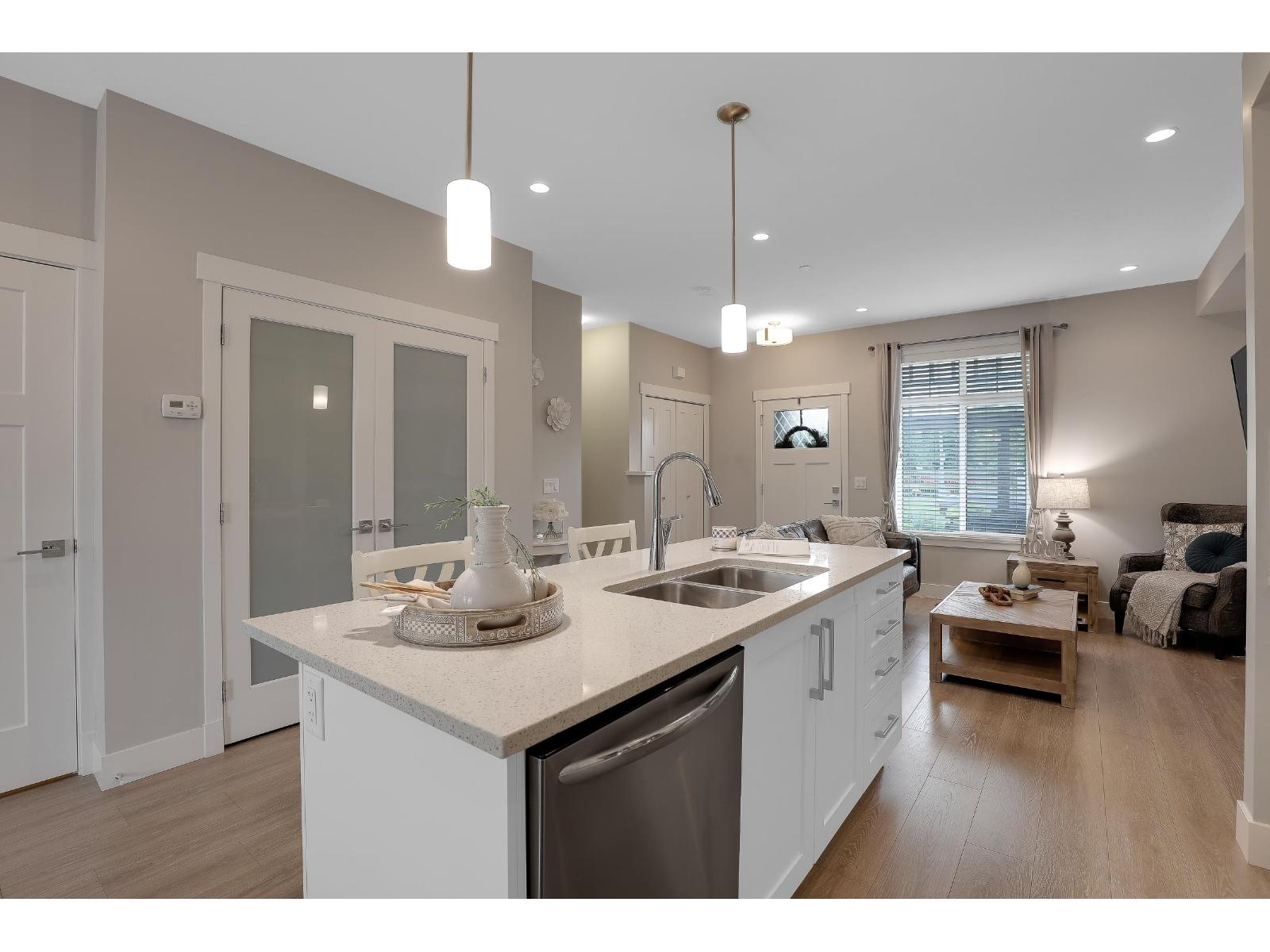 20377 82 AVENUE, Langley