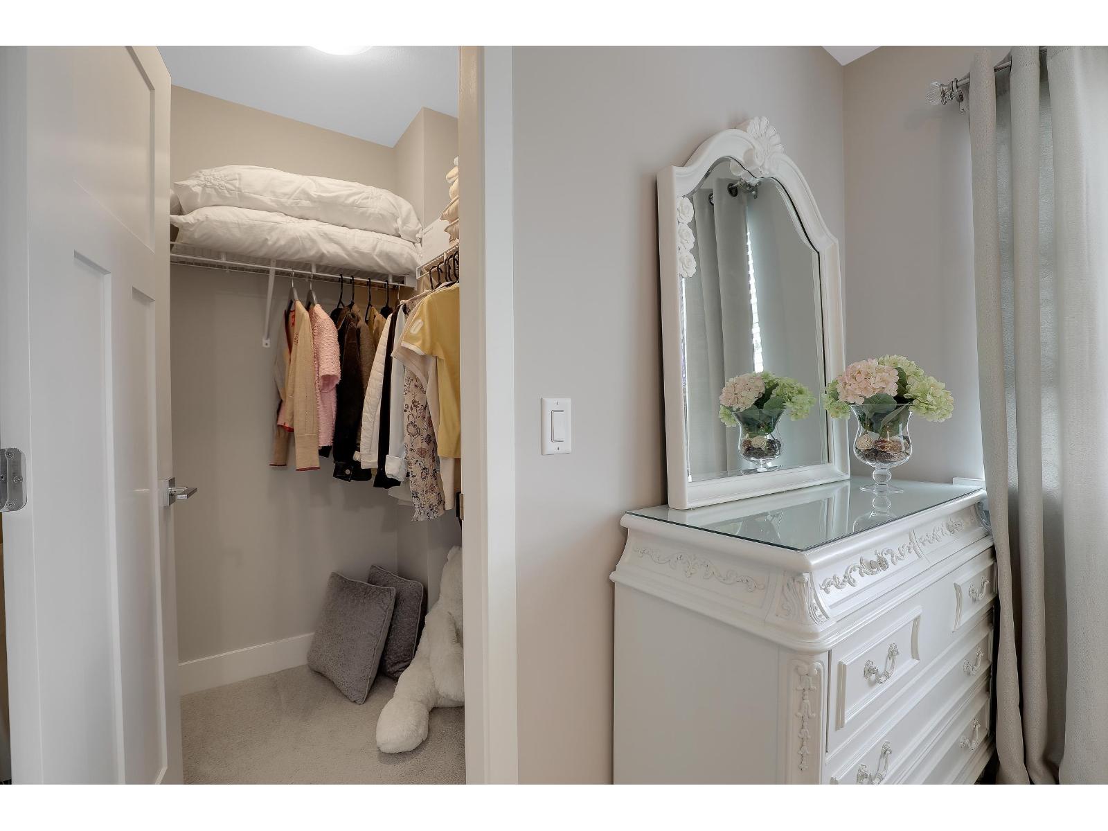 20377 82 AVENUE, Langley