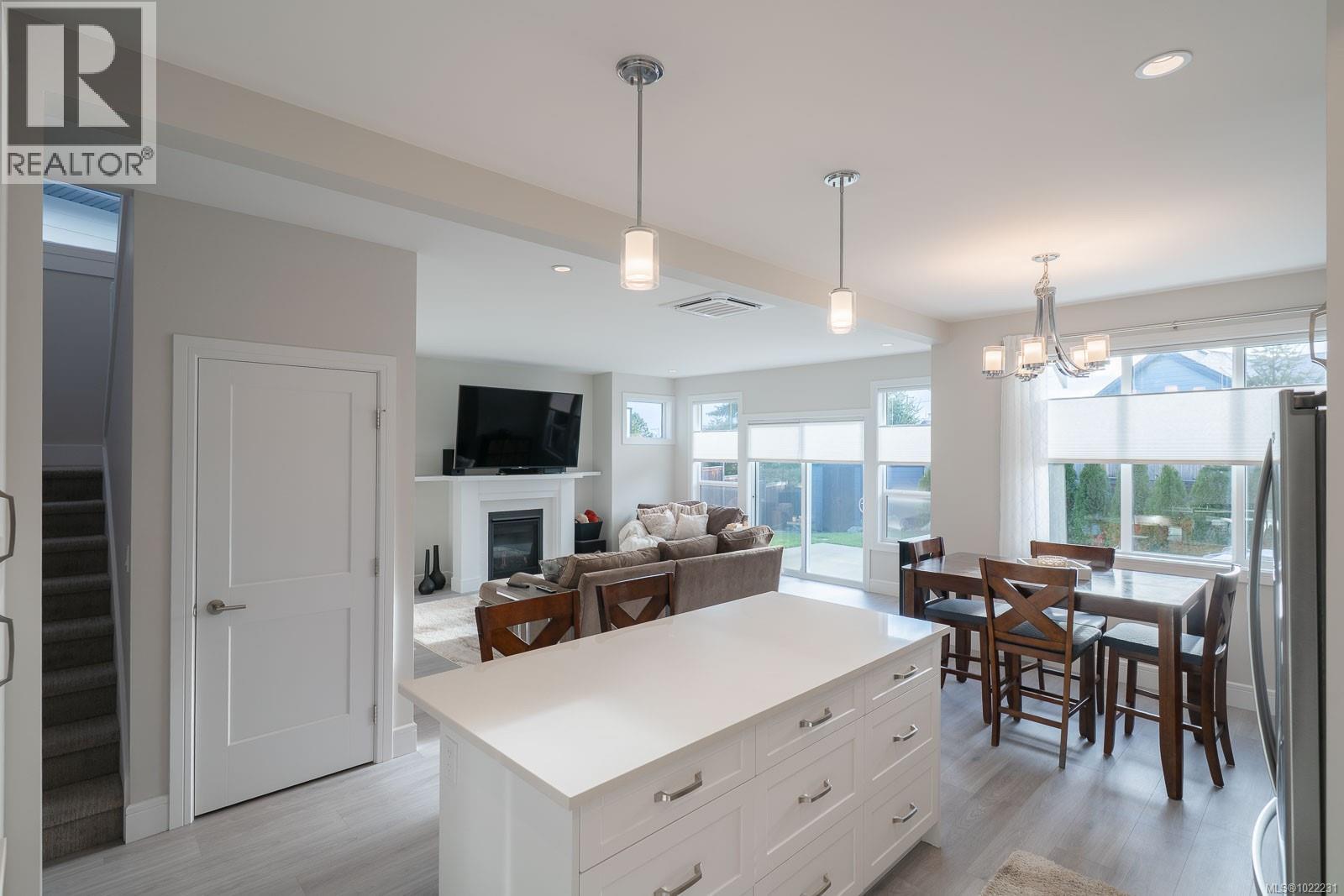 2013 Mountain Vista Dr, Nanaimo