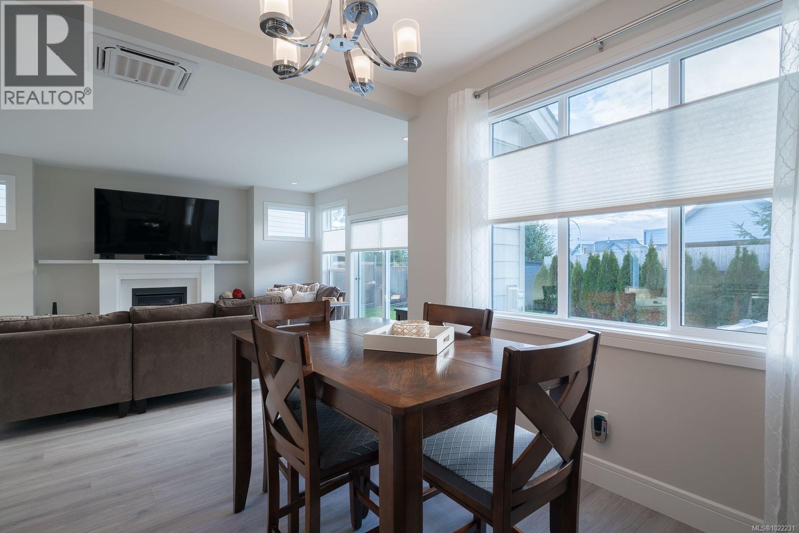 2013 Mountain Vista Dr, Nanaimo