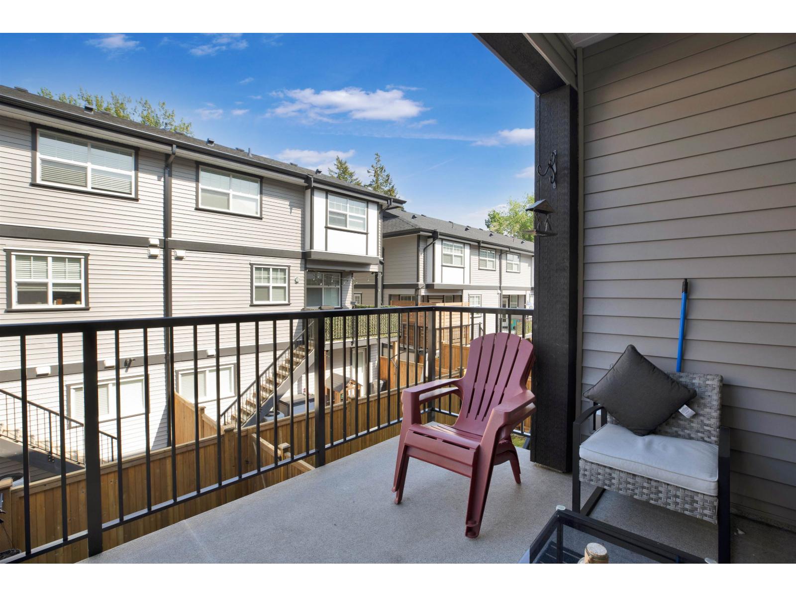 25 7740 GRAND STREET, Mission