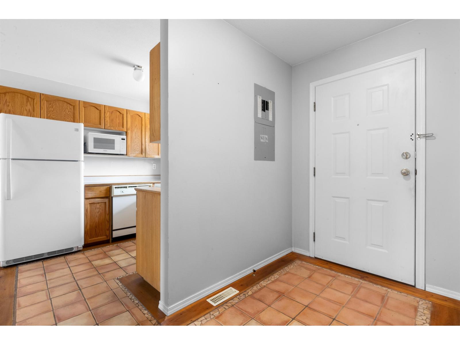 10 5770 VEDDER ROAD, Vedder Crossing, Chilliwack