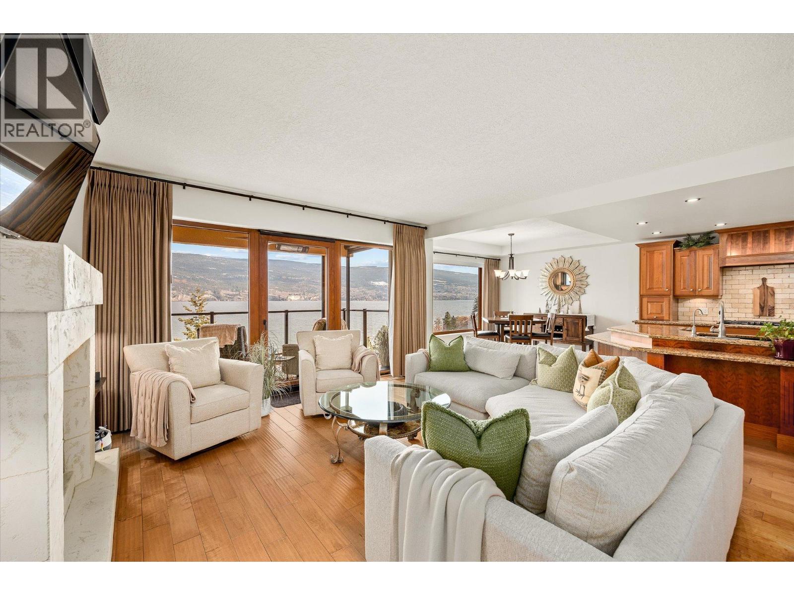 14419 Downton Avenue Unit# 206, Summerland