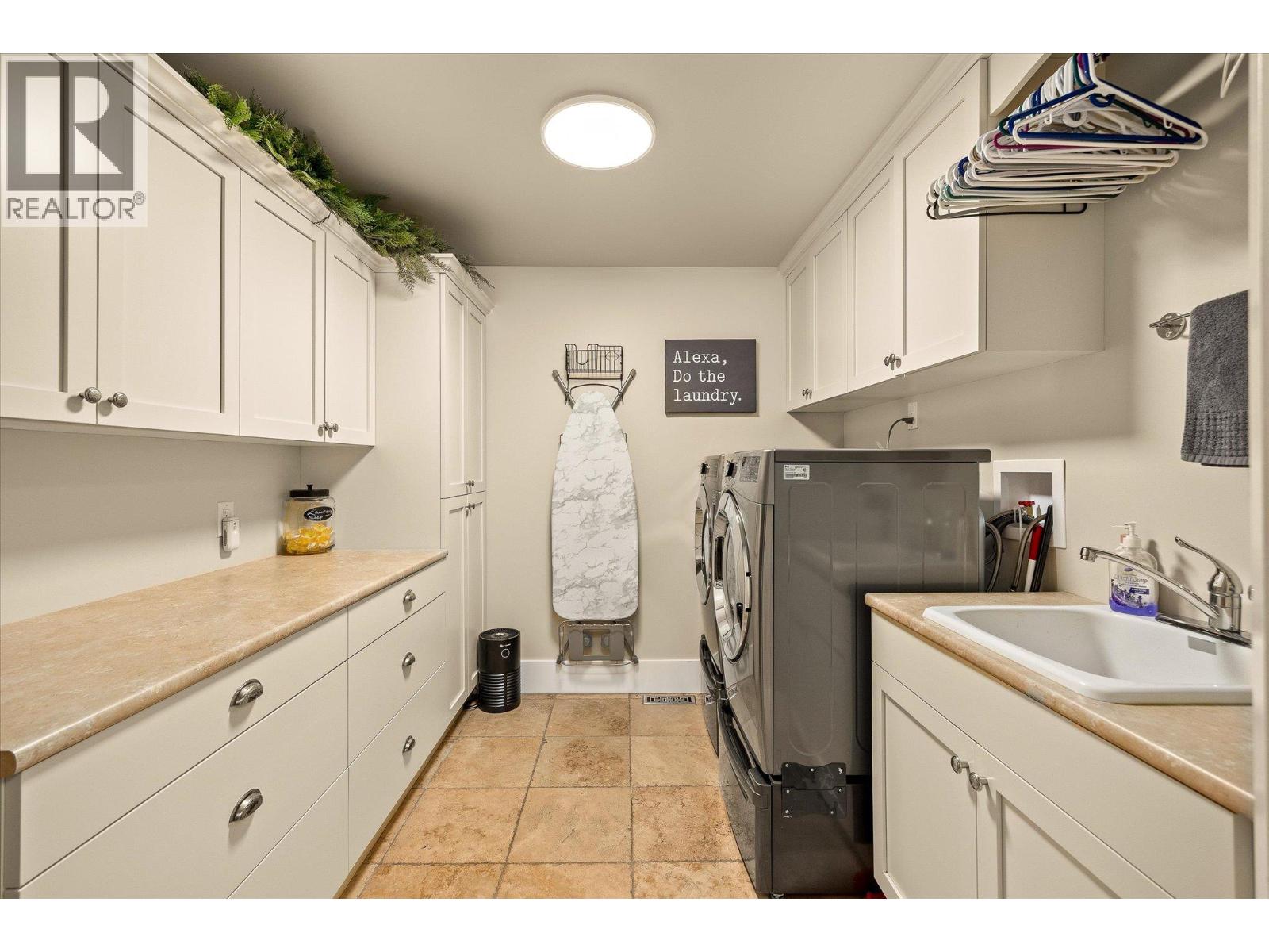 14419 Downton Avenue Unit# 206, Summerland