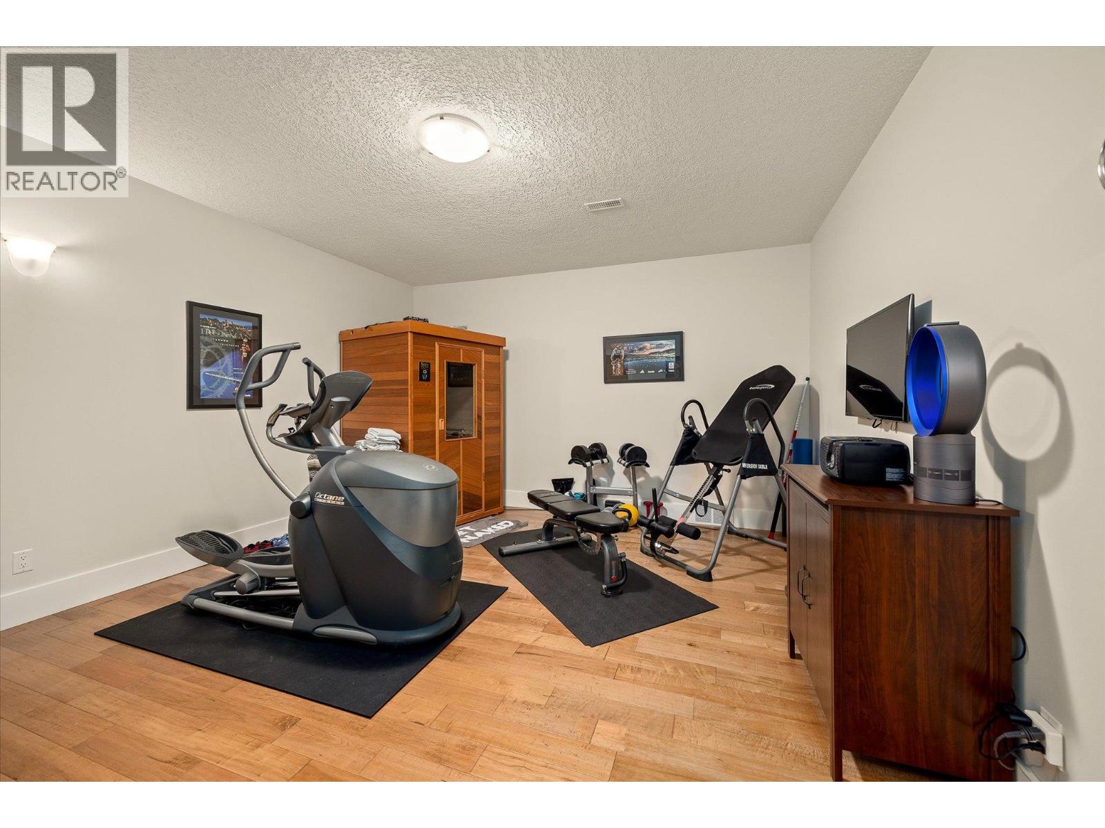 14419 Downton Avenue Unit# 206, Summerland