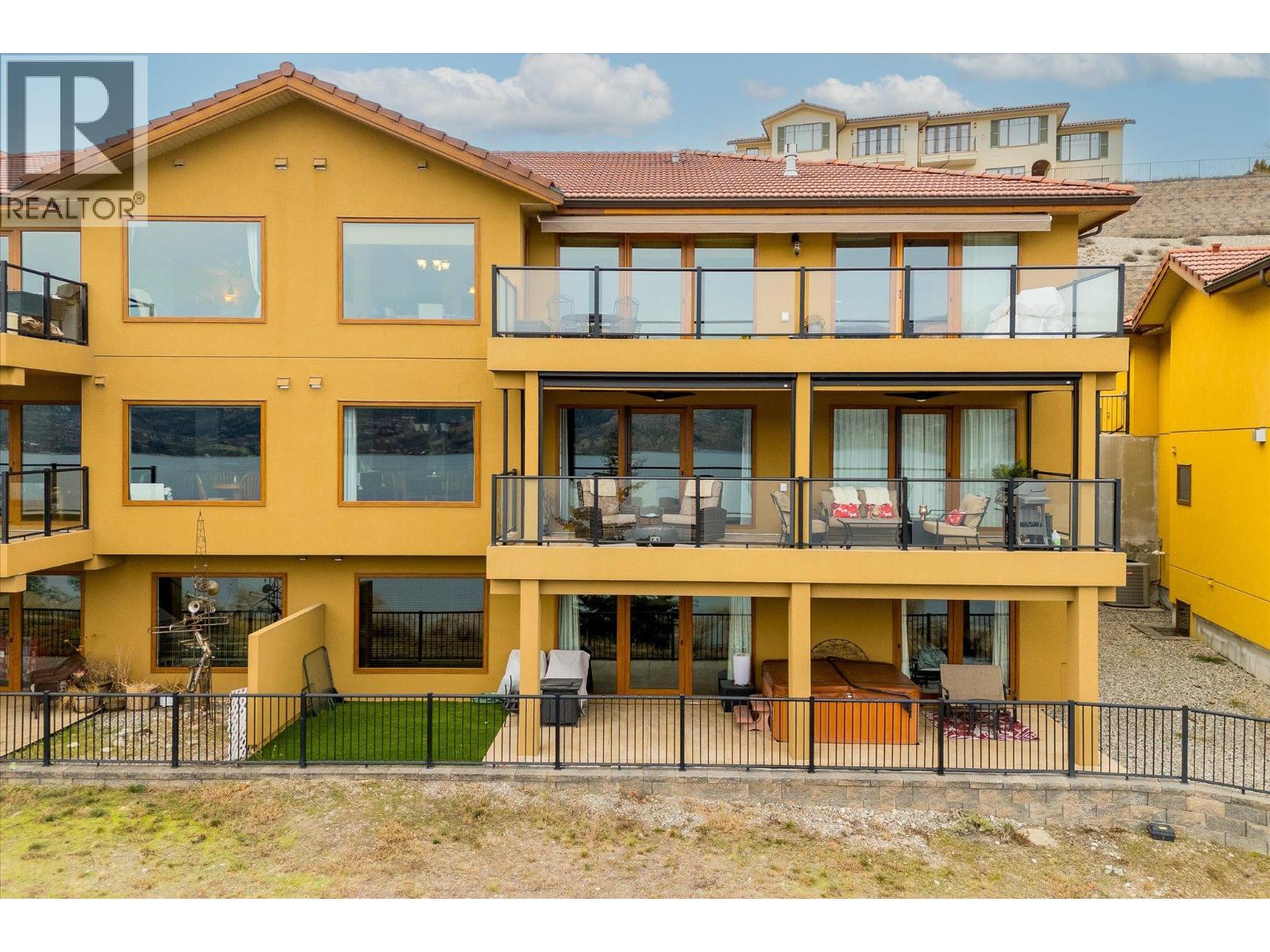 14419 Downton Avenue Unit# 206, Summerland