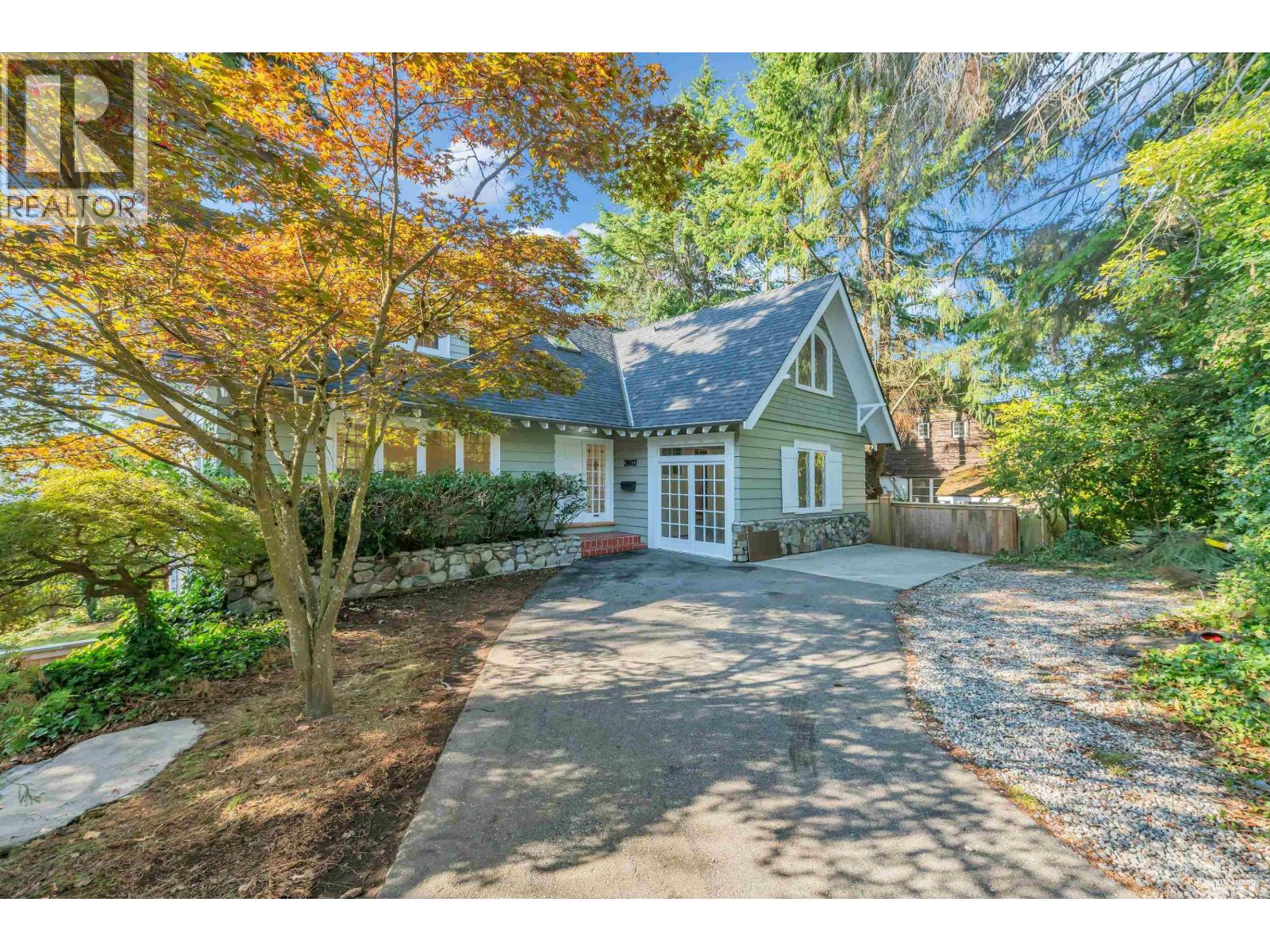 2602 OTTAWA AVENUE, West Vancouver