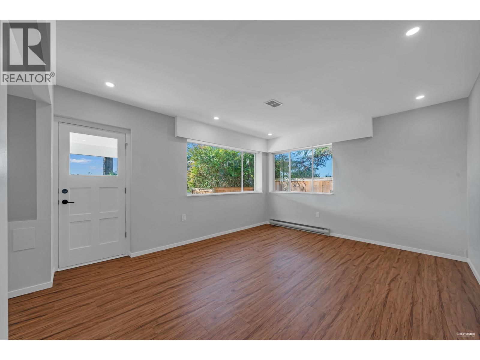 2602 OTTAWA AVENUE, West Vancouver