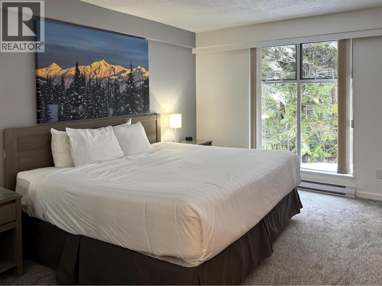 420 w49 4910 SPEARHEAD PLACE, Whistler