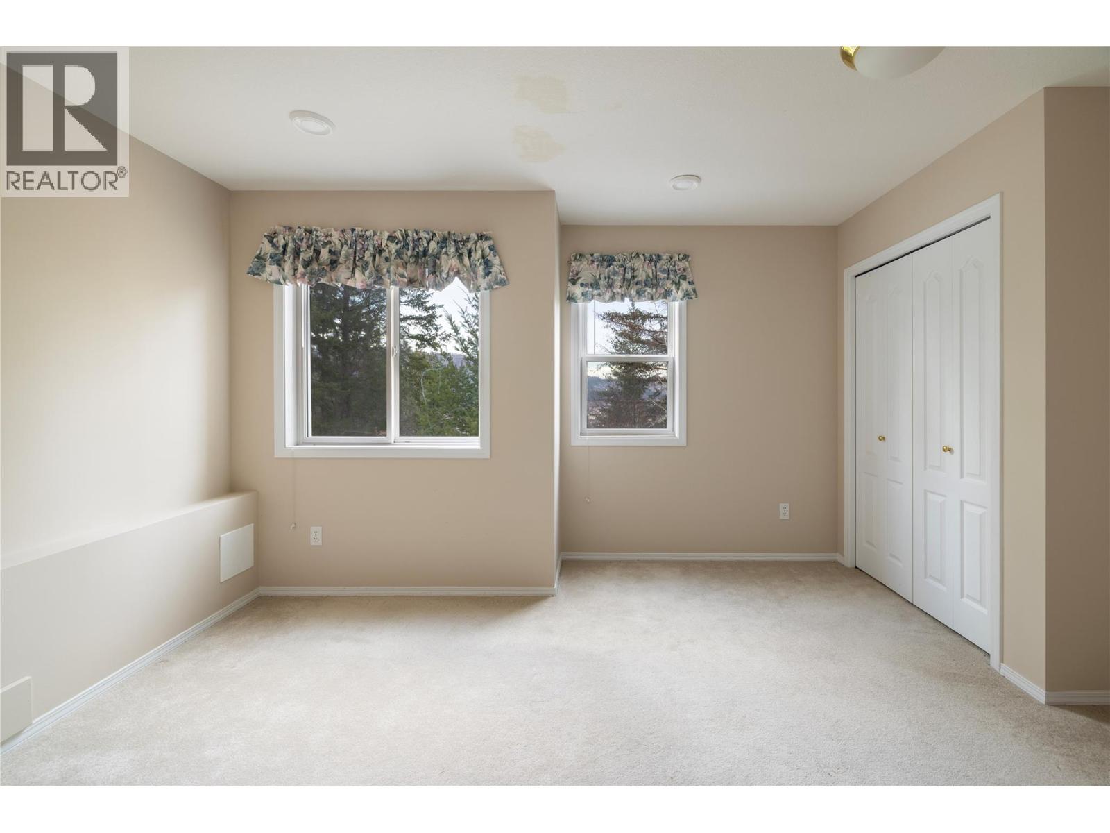 14 2300 Silver Place, Kelowna