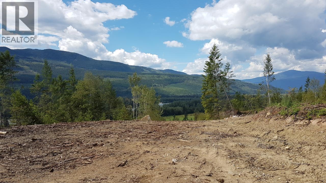 1525 YELLOWHEAD HIGHWAY - 6