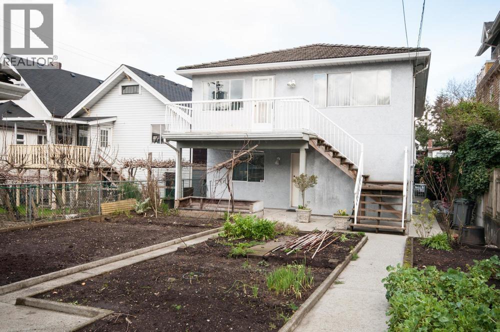 1360 GRAVELEY STREET - Photo 5 of 6, Vancouver, British Columbia