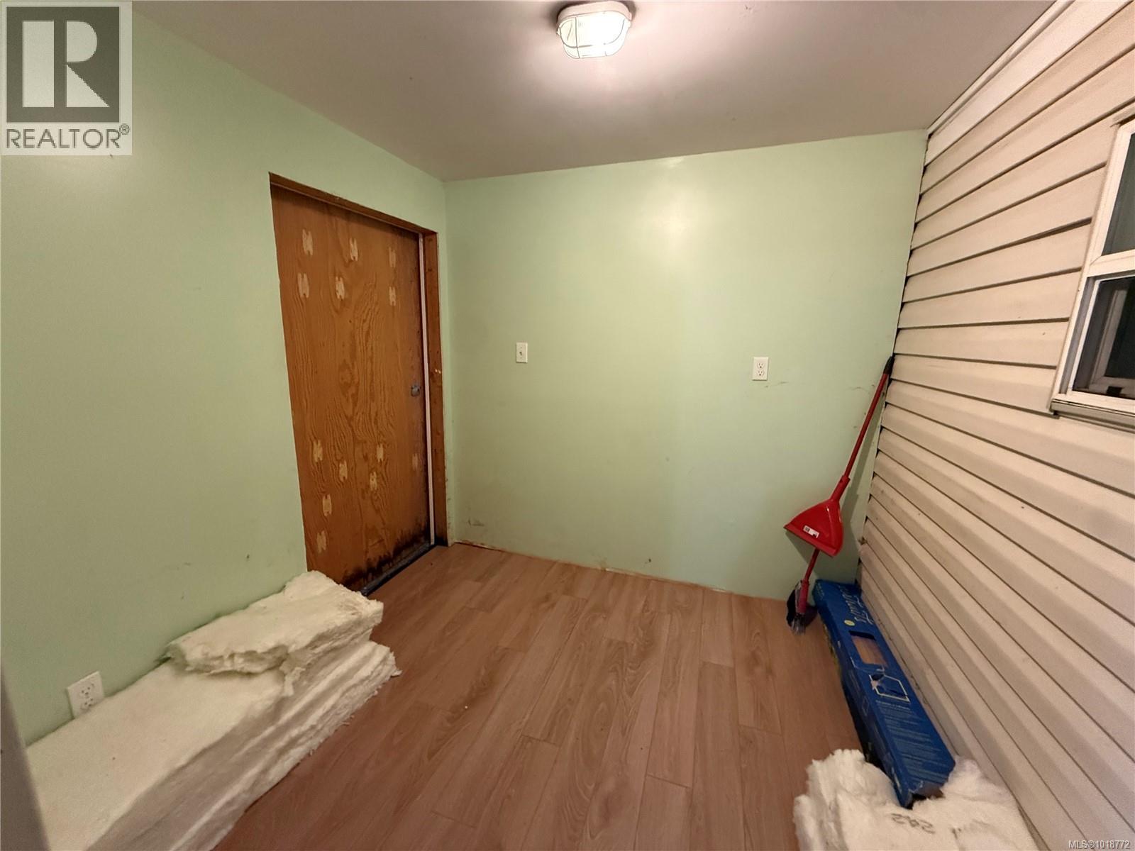 #26 7100 HIGHVIEW RD - 16