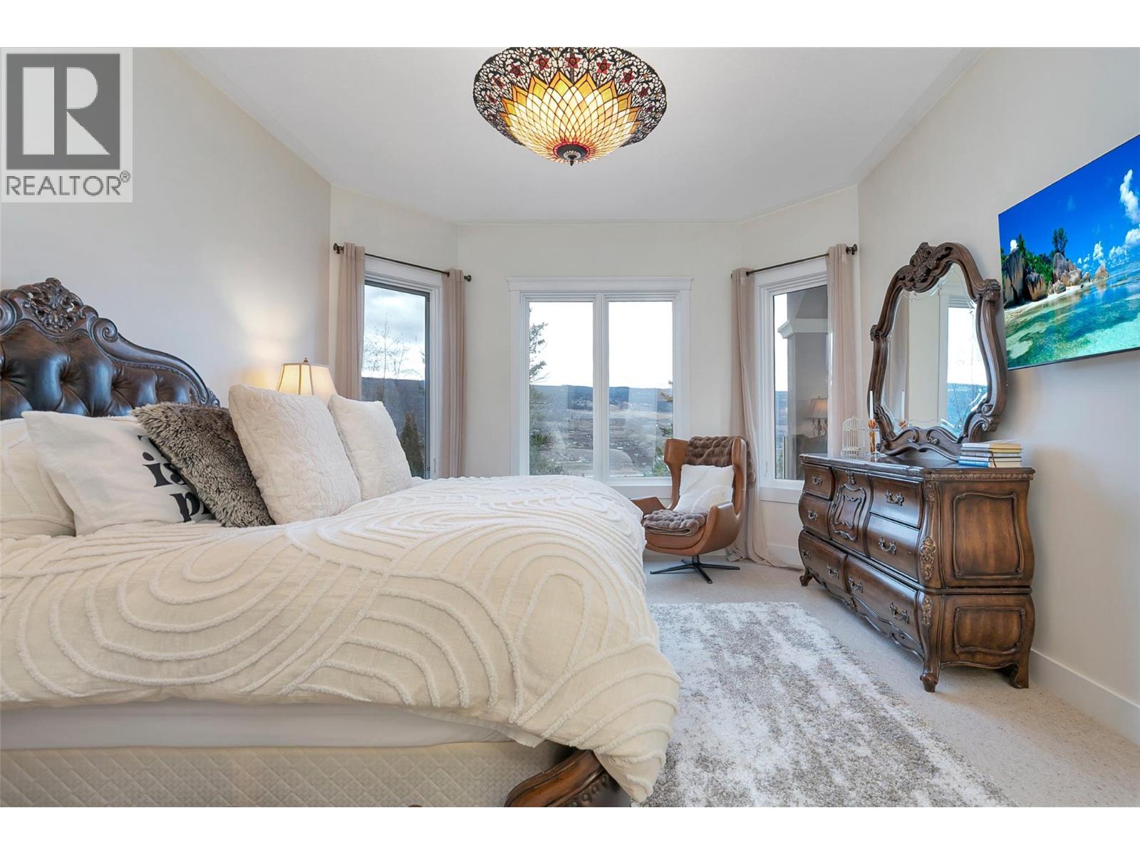  1981 Capistrano Drive, Kelowna