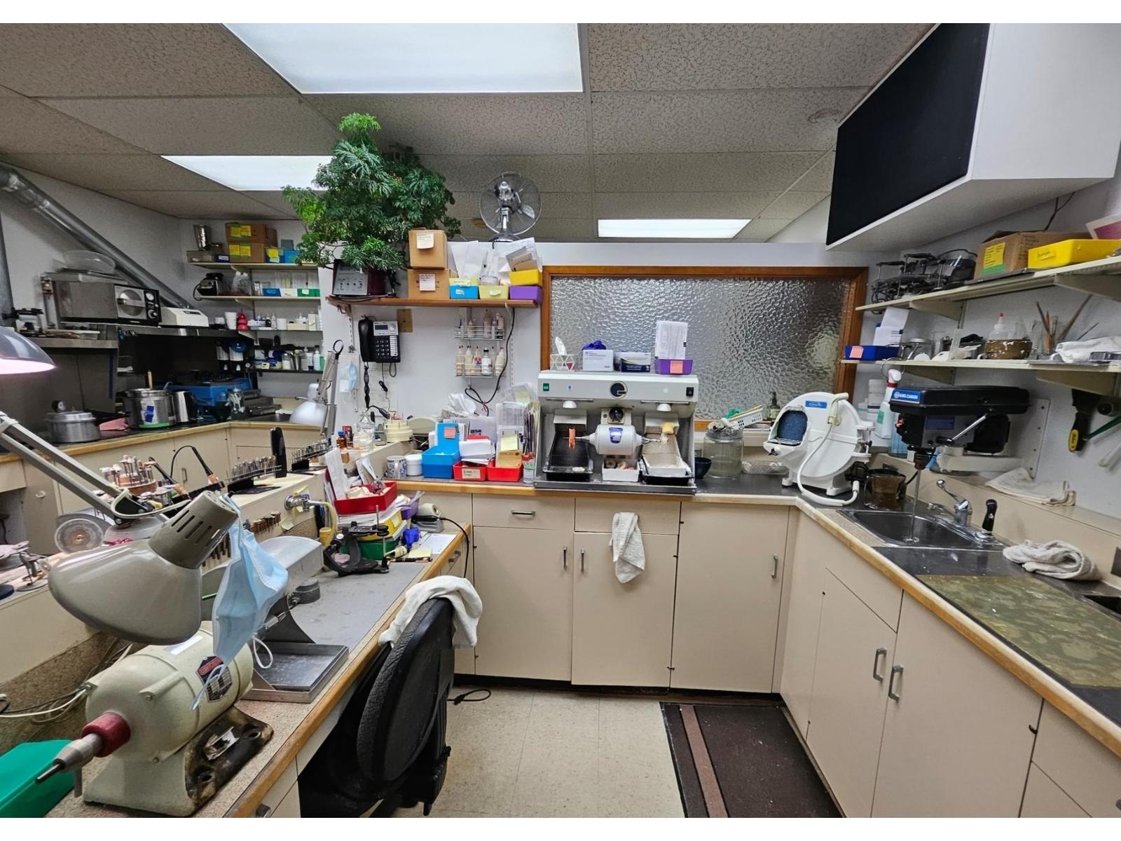 15168 ROPER AVENUE, White Rock