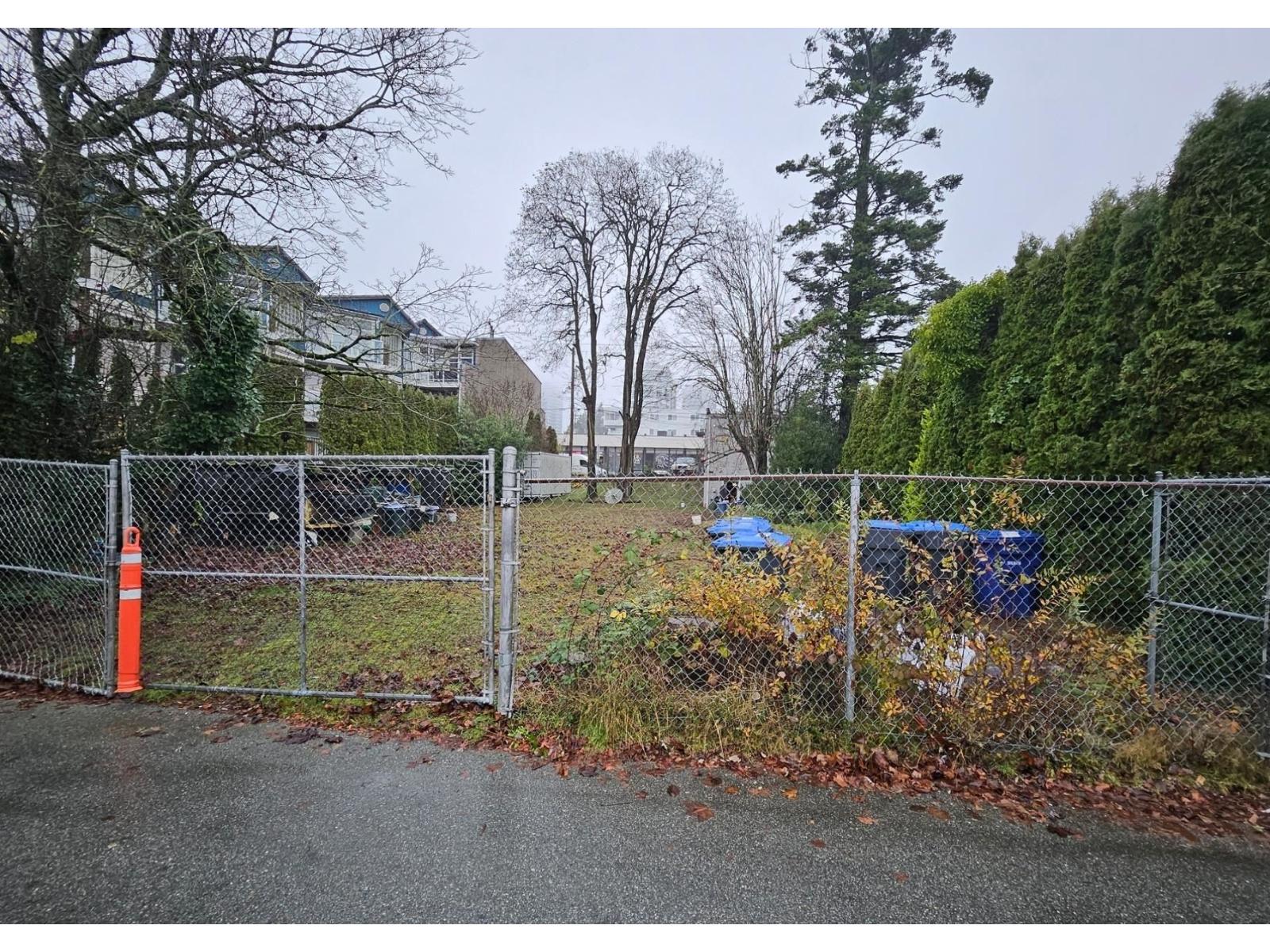 15168 ROPER AVENUE, White Rock