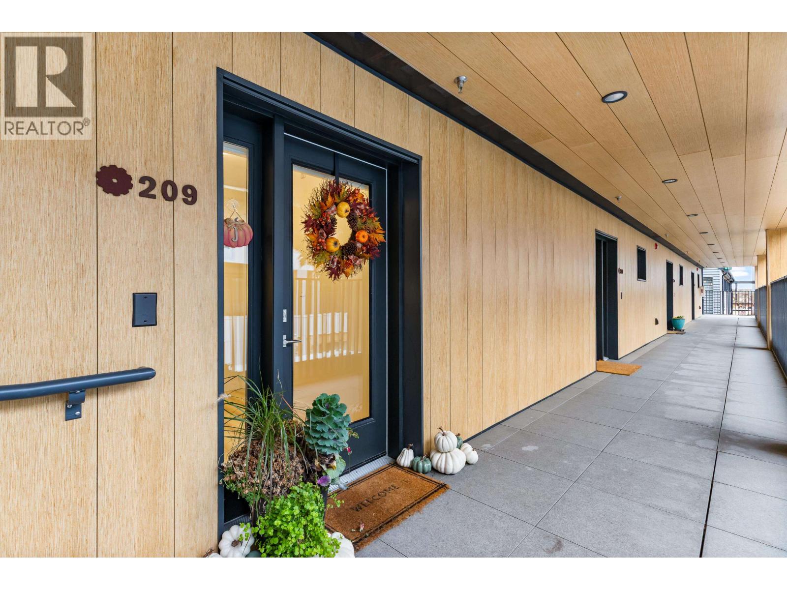 #209-251 BOUNDARY BAY Road, Delta